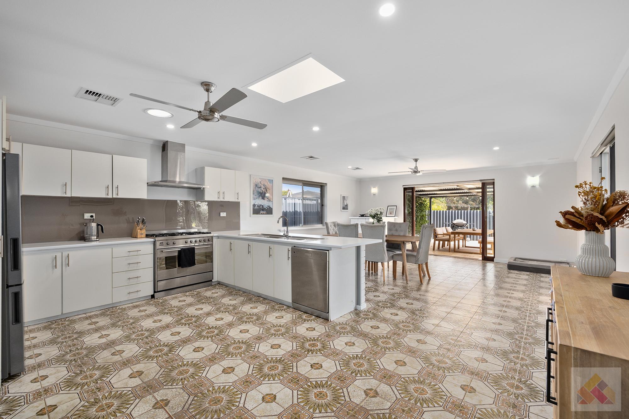 SOLD – 7 Kennon Court, Spearwood WA