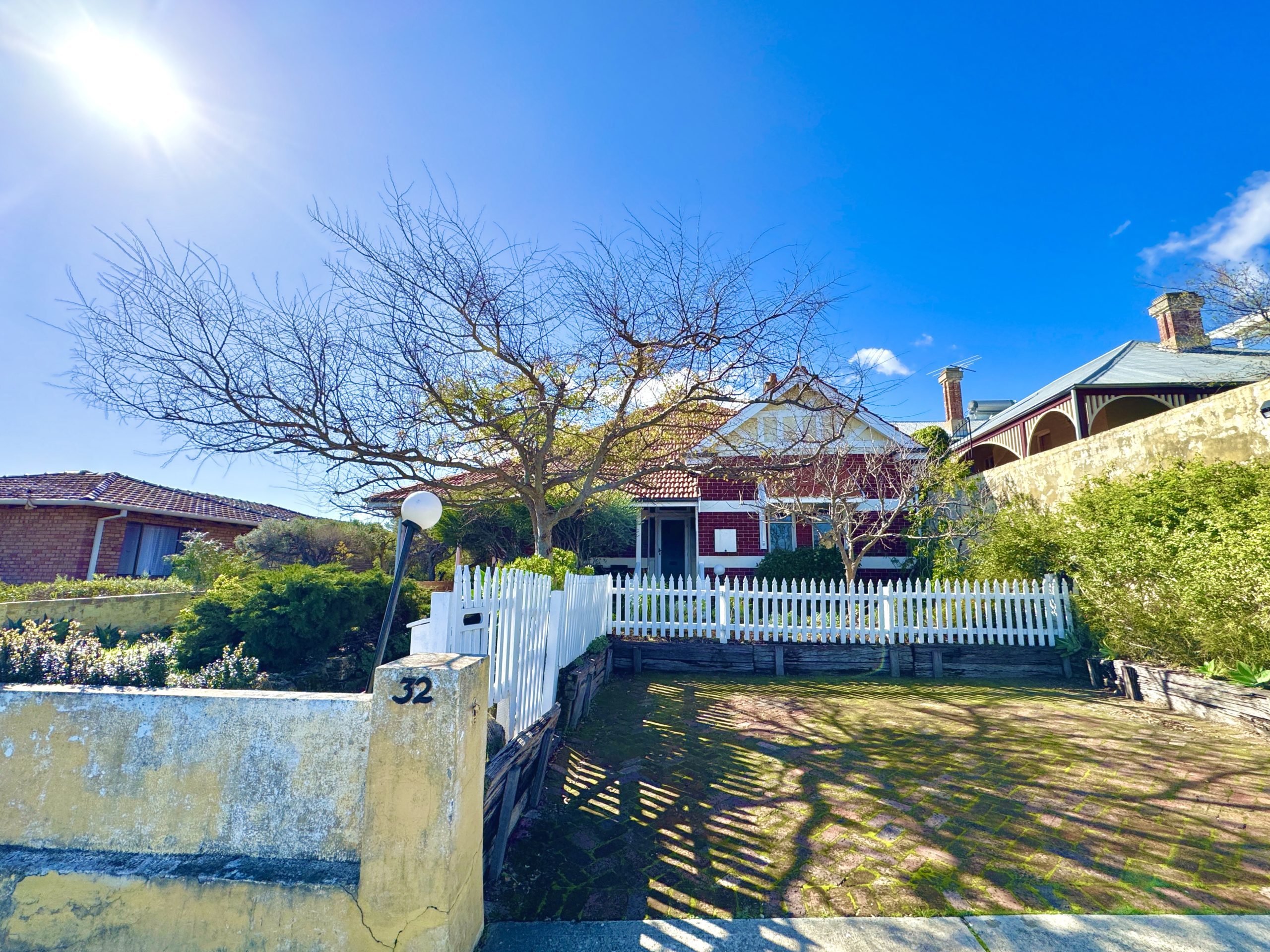 LEASED – 32 Burt Street, Fremantle