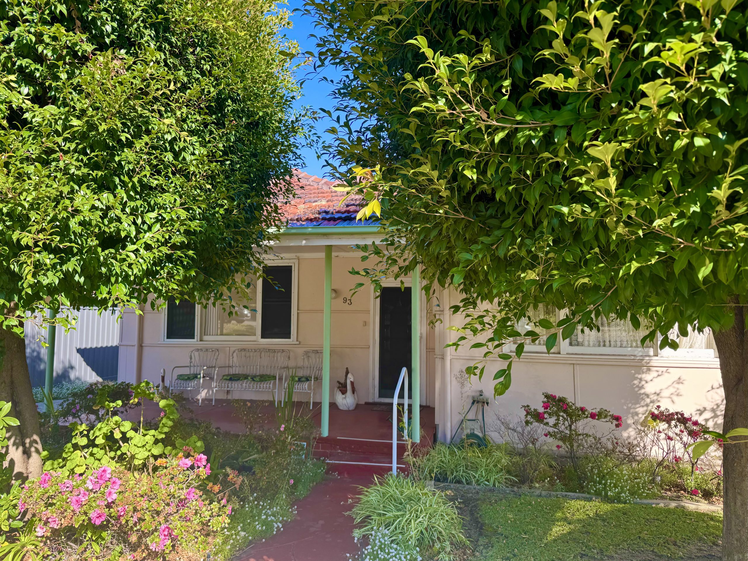 Under Offer – 93 Holland Street, Fremantle WA